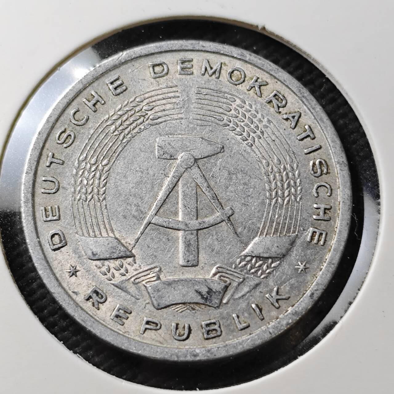 KK钱币收藏小铺  第371场  2月预留时间 周末发货  1956东德1马克