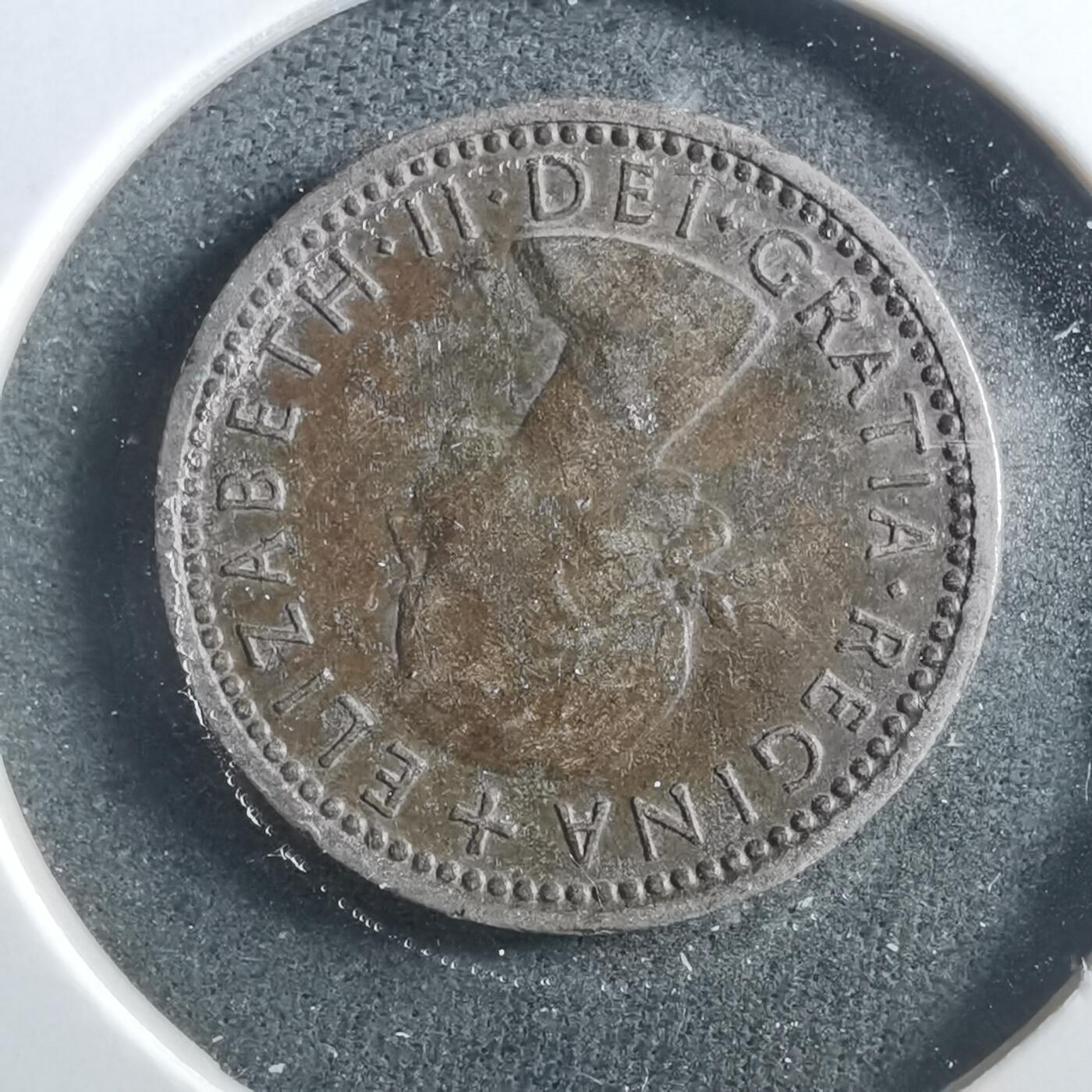 沼泽如烟--第906场 英国1959年6便士