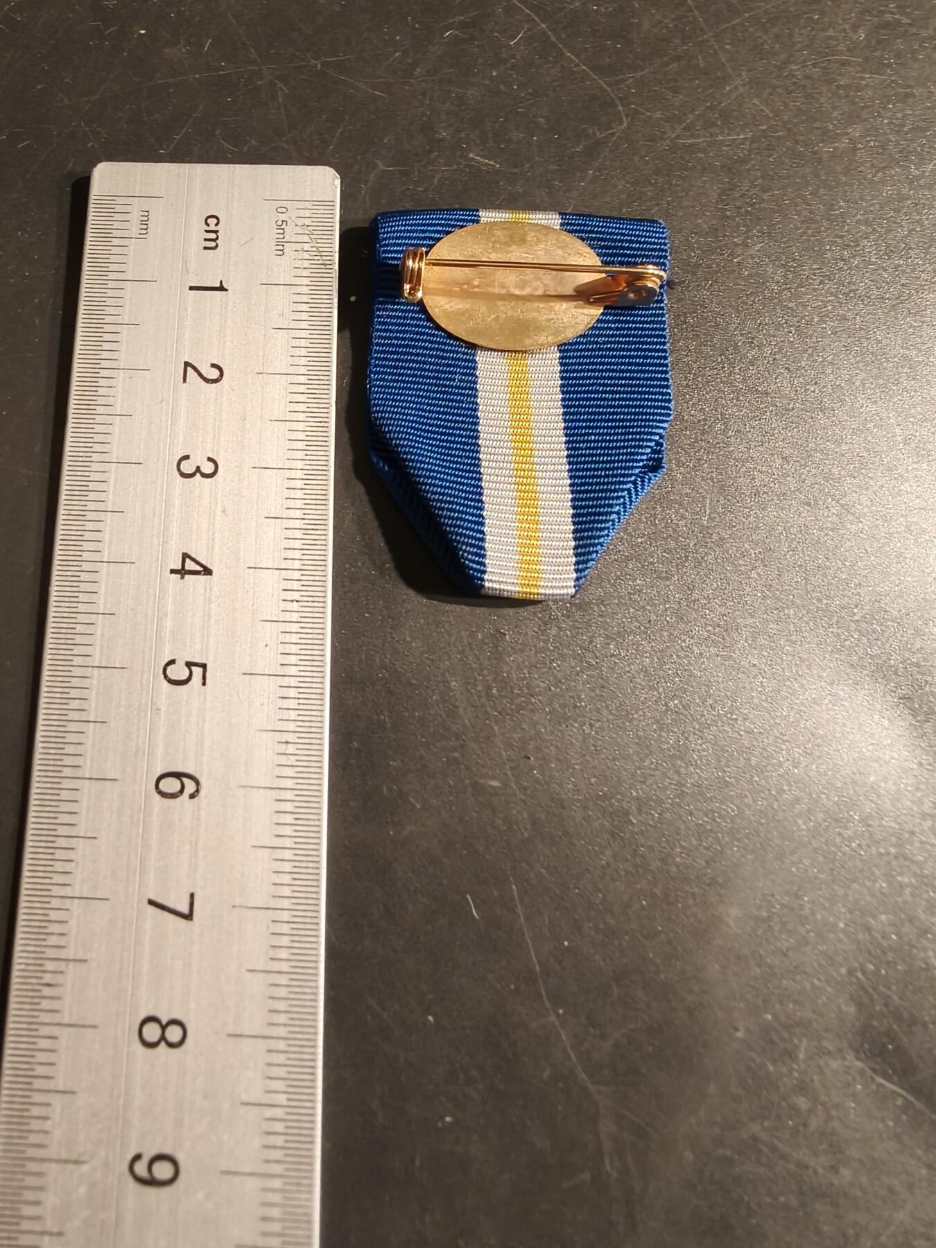 老王徽章第163期 13-15日三场连拍 16日统一发货  13、14日结束后可寄存 绶带带挂版  9cm