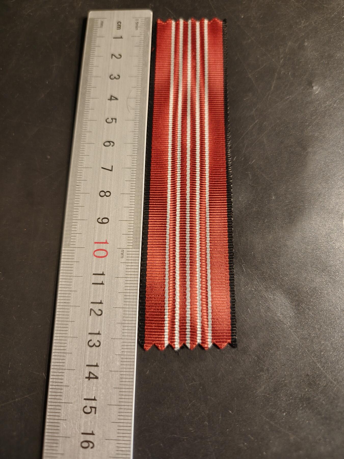 老王徽章第163期 13-15日三场连拍 16日统一发货  13、14日结束后可寄存 德三绶带 13cm 