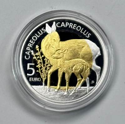 S&S Numismatic世界钱币-拍卖 第115期  - 卢森堡2025年 卢森堡动植物系列 – 狍子 5欧元925银+北欧金双色精制纪念币 官方卡币  发行量2000枚