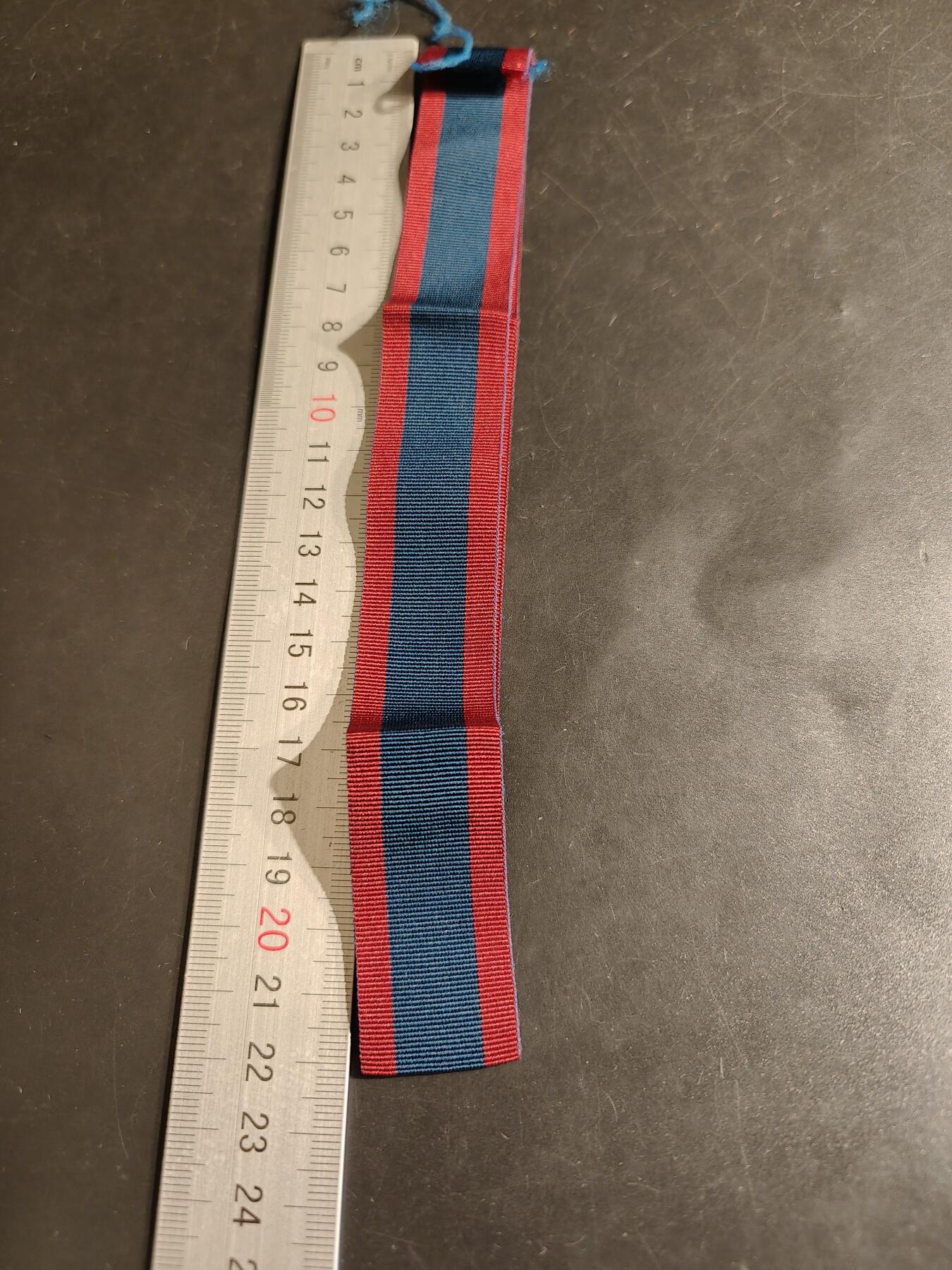 老王徽章第163期 13-15日三场连拍 16日统一发货  13、14日结束后可寄存  奖章绶带22cm