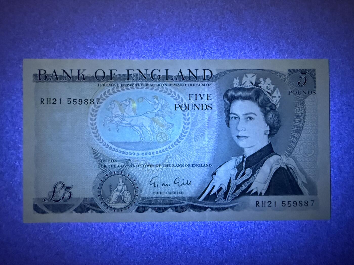 《艾美收藏》第220期-11.16周日外币畅拍场 英国5镑 UNC D序列 无4