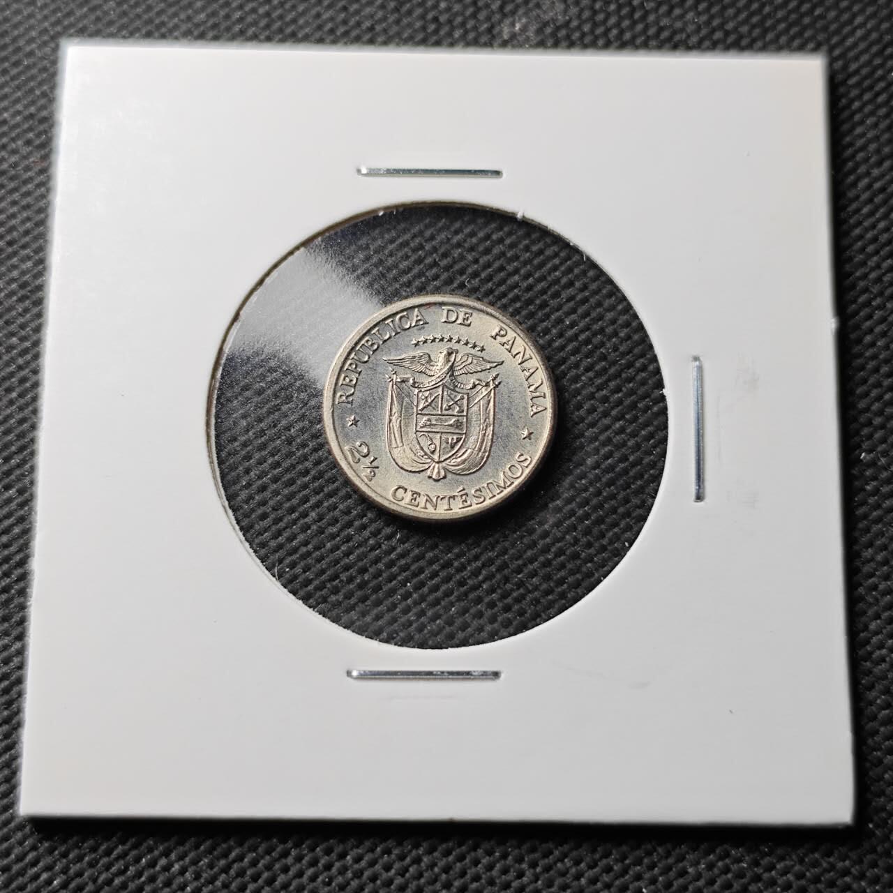 KK钱币收藏小铺  第371场  2月预留时间 周末发货  1973巴拿马握草纪念币