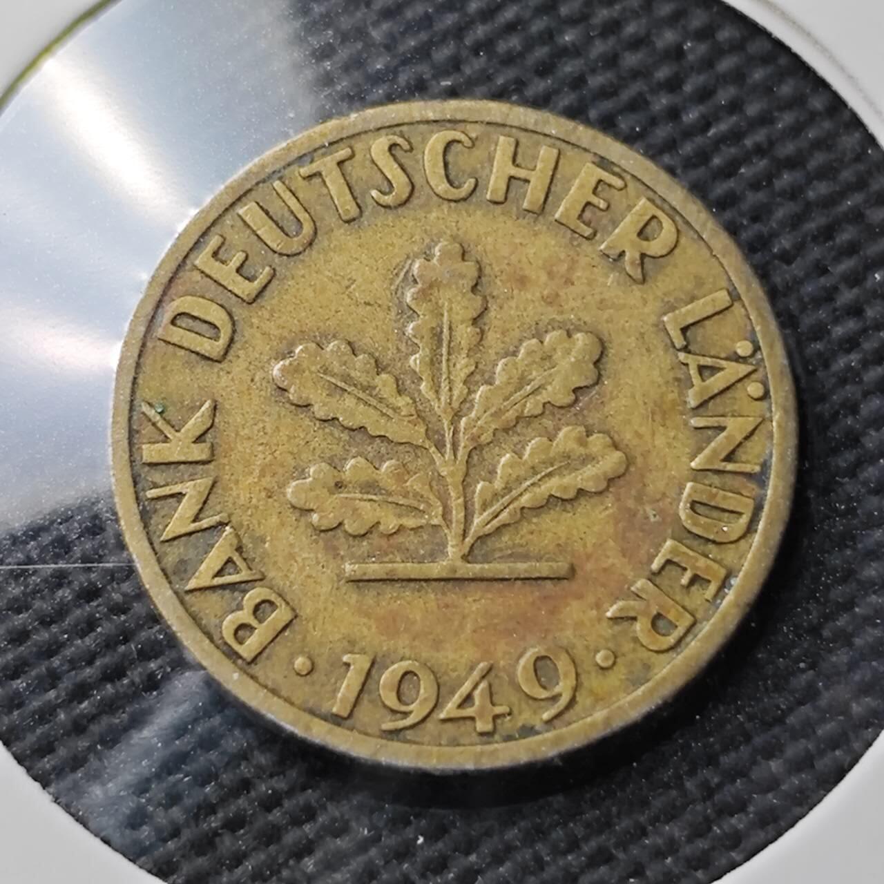 KK钱币收藏小铺  第371场  2月预留时间 周末发货  1949东德5芬尼 早期银行版