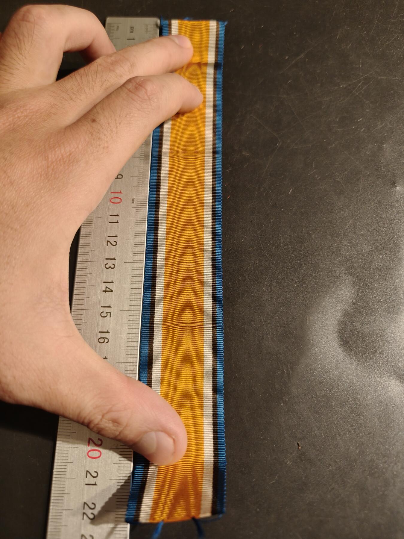 老王徽章第163期 13-15日三场连拍 16日统一发货  13、14日结束后可寄存 英国一战纪念章绶带       23cm 