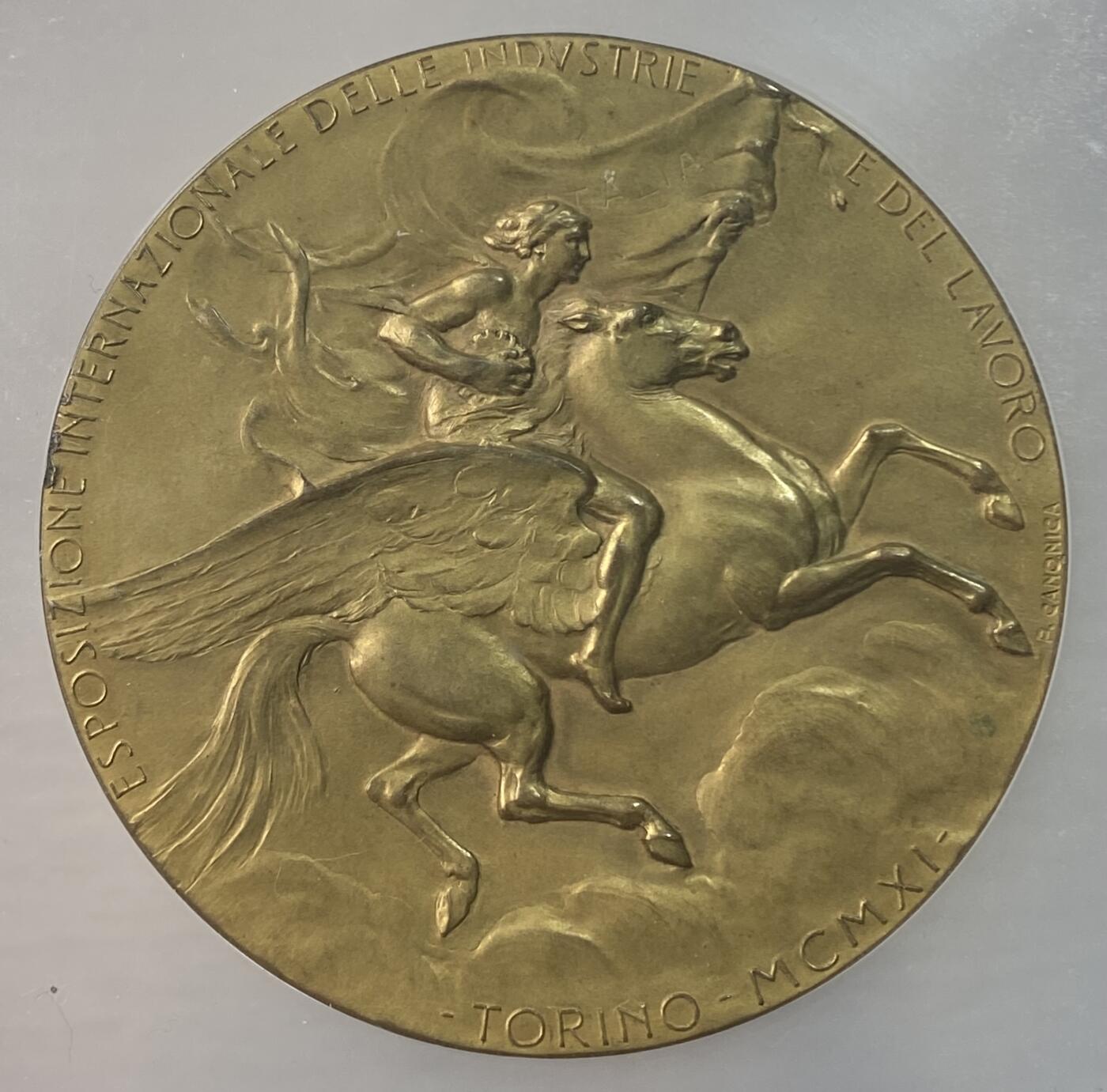 万国钱币拍卖第055期 NGC MS63 1911年意大利共和国都灵国际工业与劳工博览会纪念大铜章 意大利女神身骑飞马非常帅气 82.52G