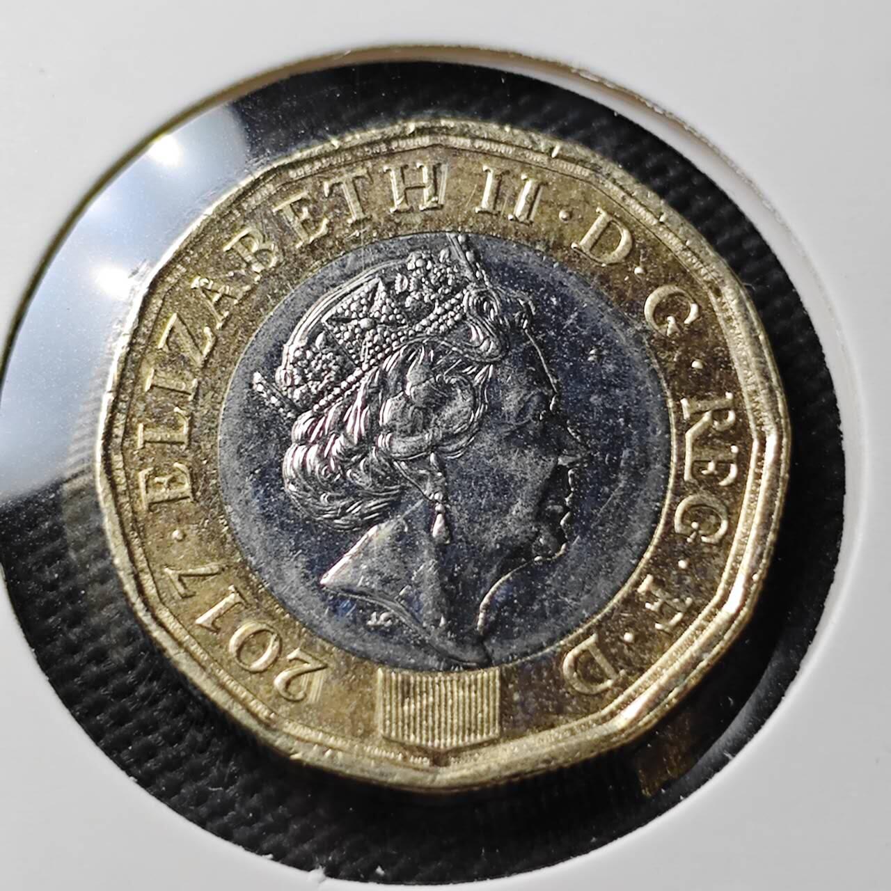 KK钱币收藏小铺  第371场  2月预留时间 周末发货  英国1镑双色币