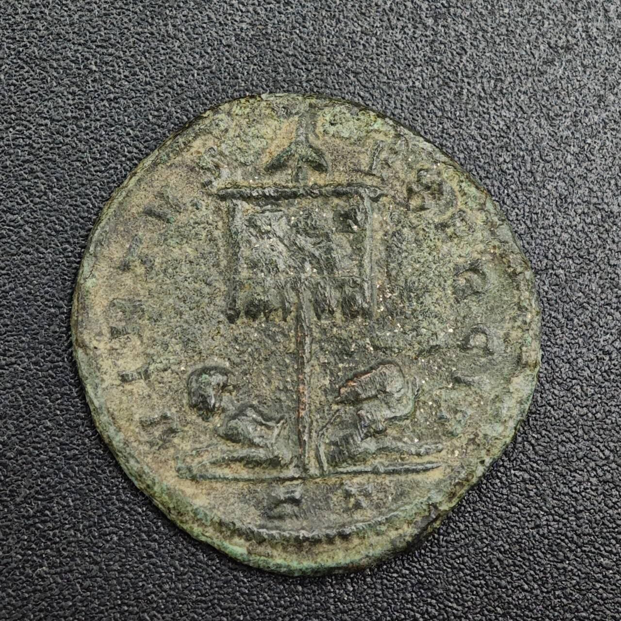 【淘币小摊】限时拍第七百九十七拍  老铜币场  满百包邮可预留两周  周一统一发货  古罗马铜币