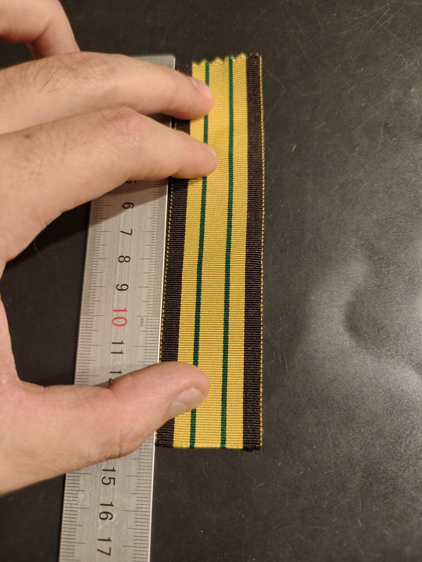 老王徽章第163期 13-15日三场连拍 16日统一发货  13、14日结束后可寄存 英国非洲服役绶带   14cm 