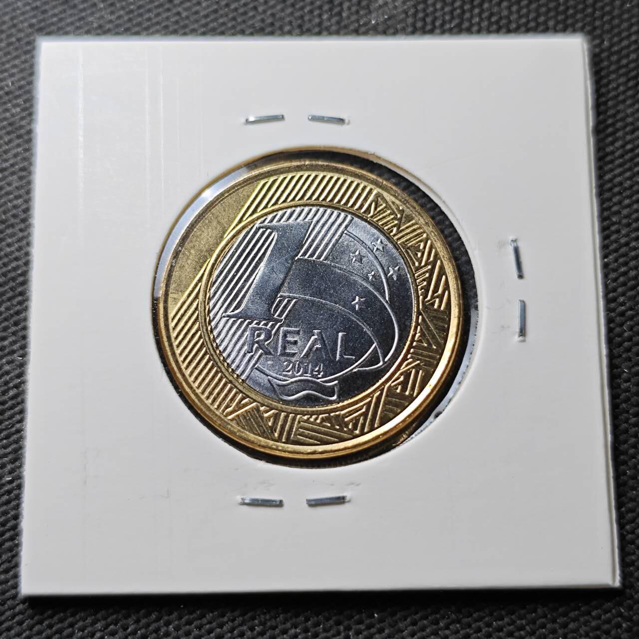 KK钱币收藏小铺  第371场  2月预留时间 周末发货  巴西1瑞尔双色币纪念币