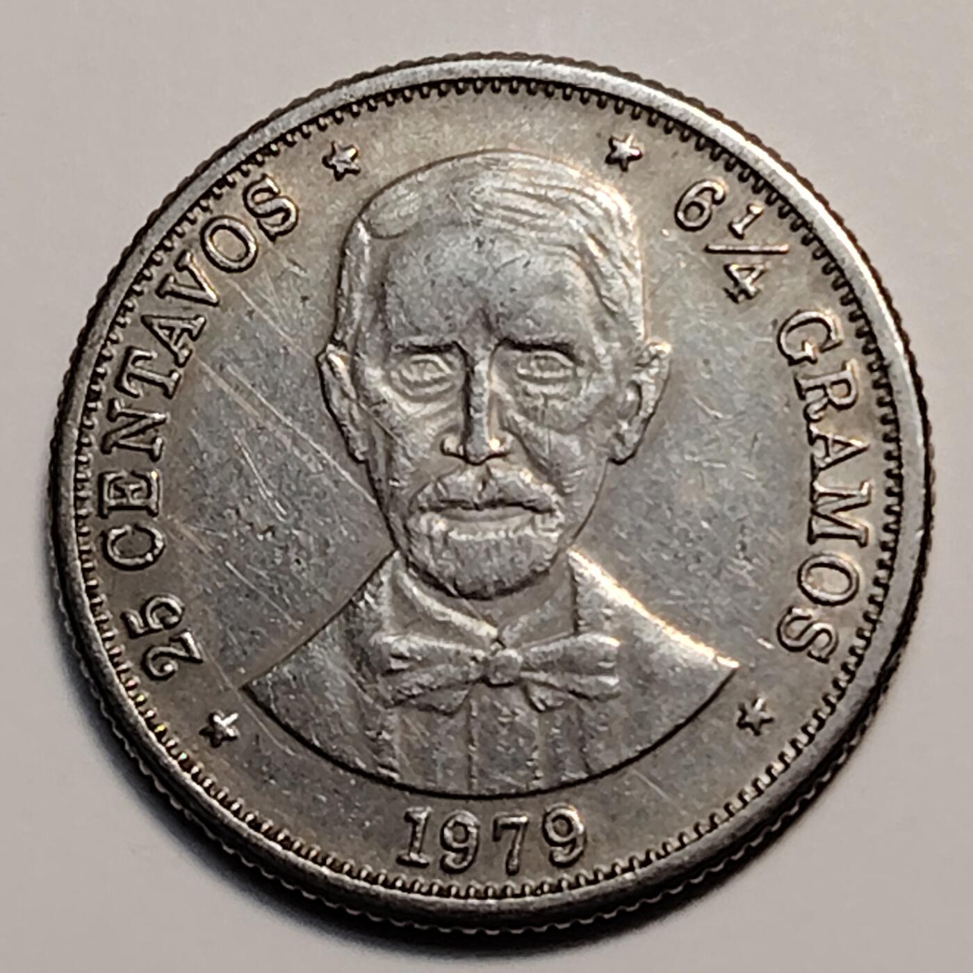 布加迪🐬～世界钱币(上海)🌾第 259 期 /  各国套币和散币 多米尼加🇩🇴 1979年 25分 杜阿尔特头像