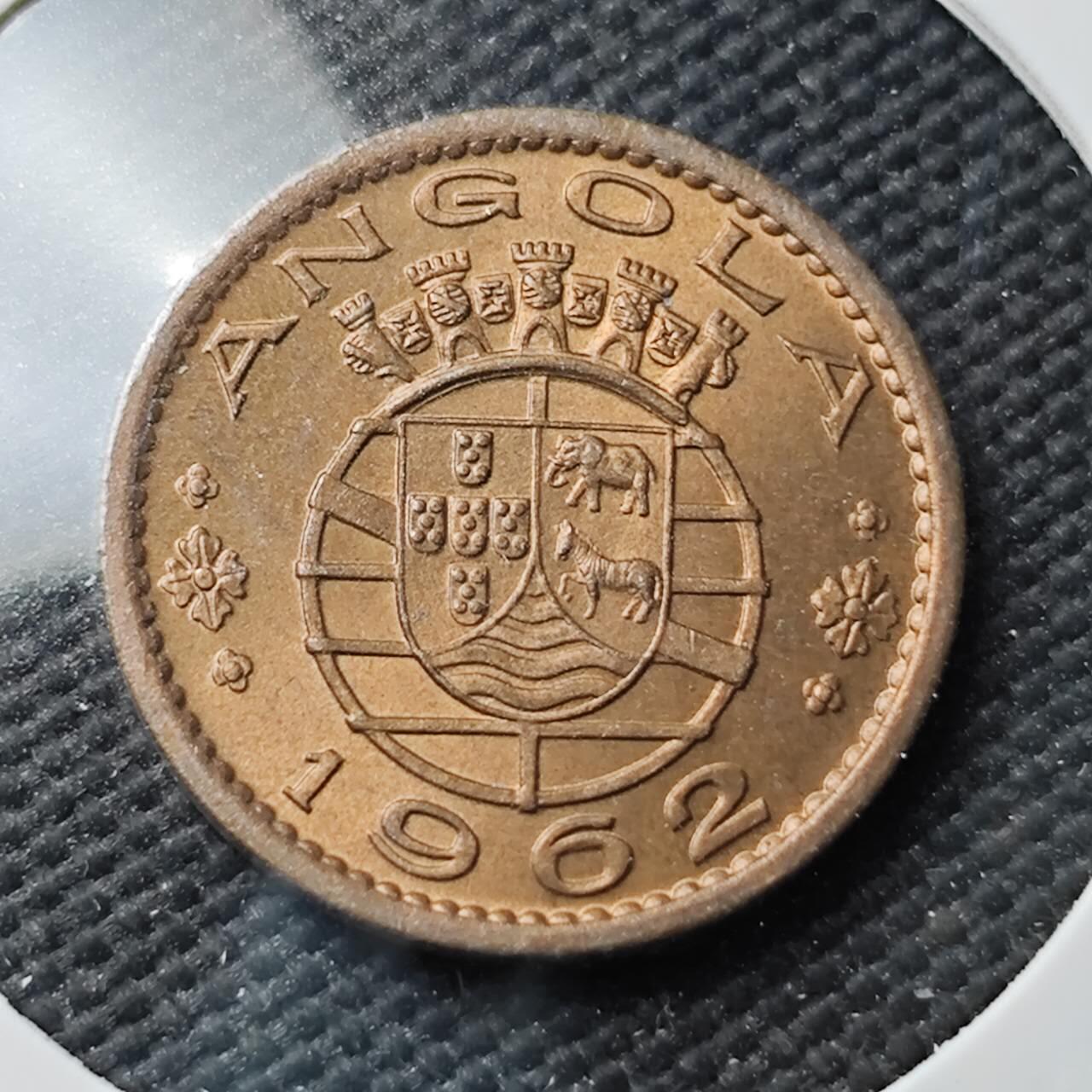 KK钱币收藏小铺  第371场  2月预留时间 周末发货  1962葡属安哥拉20分铜币 好品