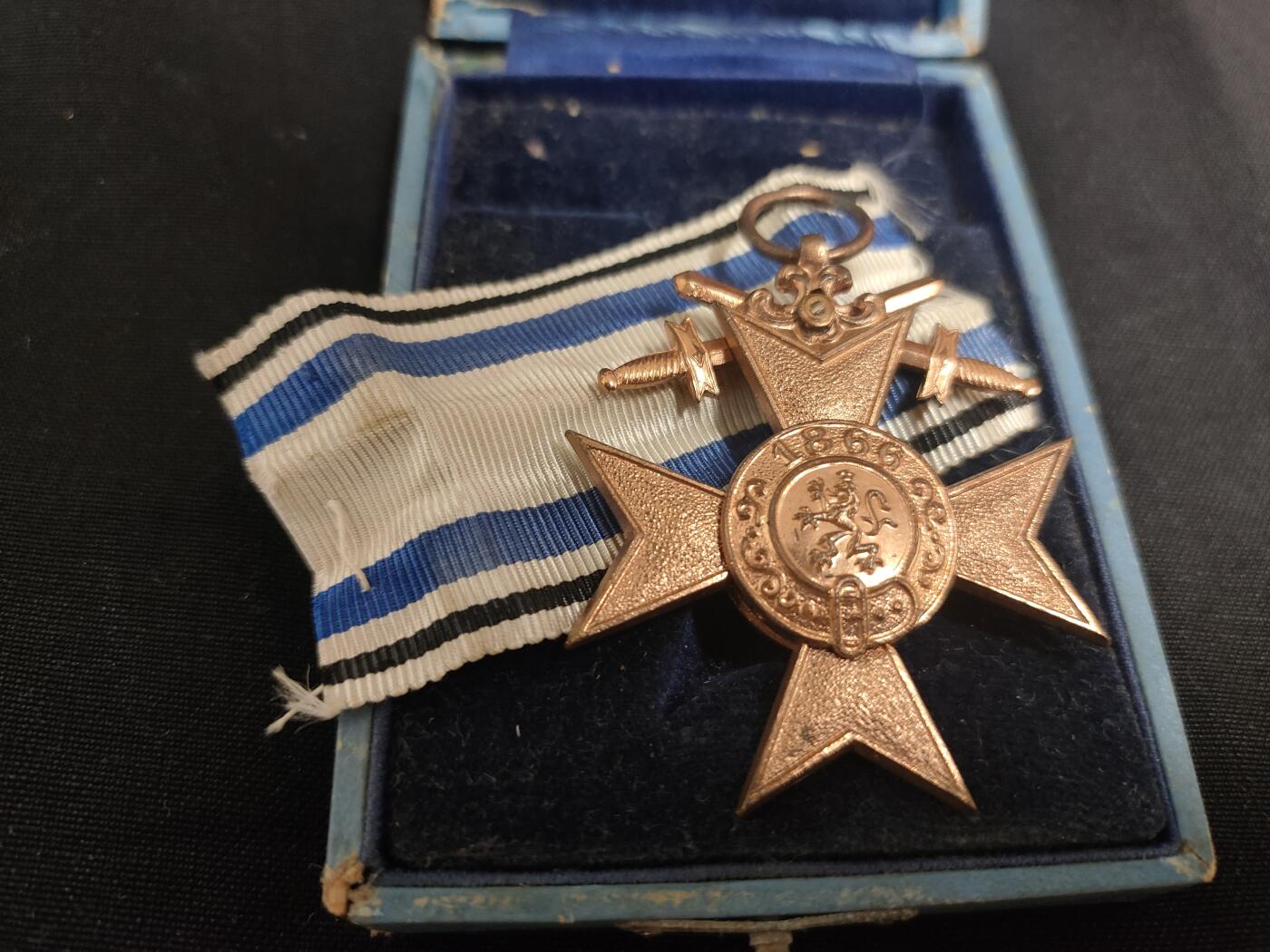 时顺第二十五拍 巴伐利亚三级军事功勋，原盒，原绶带，双剑版。原盒原章一套(代拍)