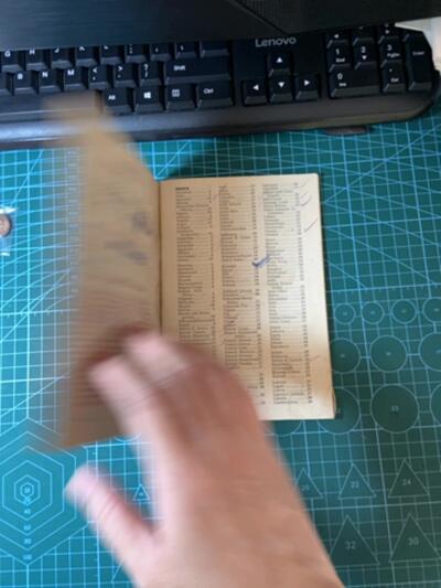 2025年第一百二十九场(总第一百五十五场）外国邮票、散币场(免佣金) 集邮册1本