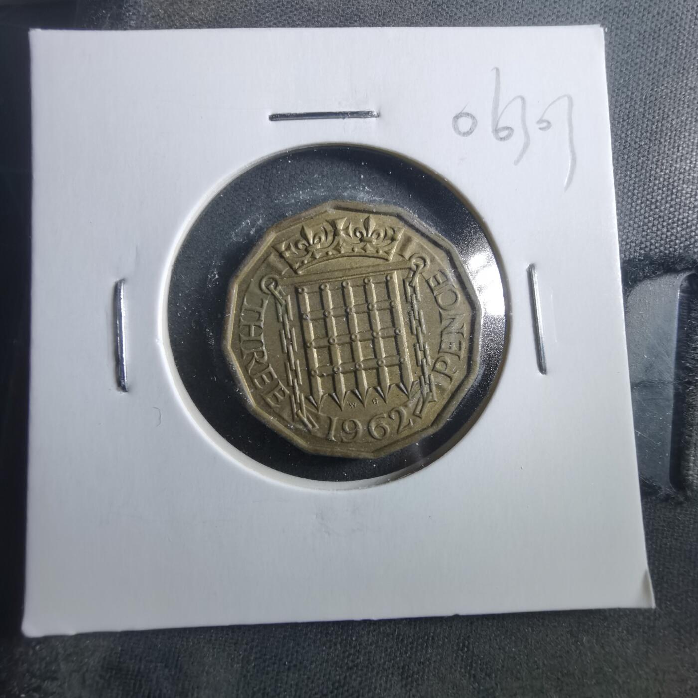 沼泽如烟--第906场 英国1962年3便士