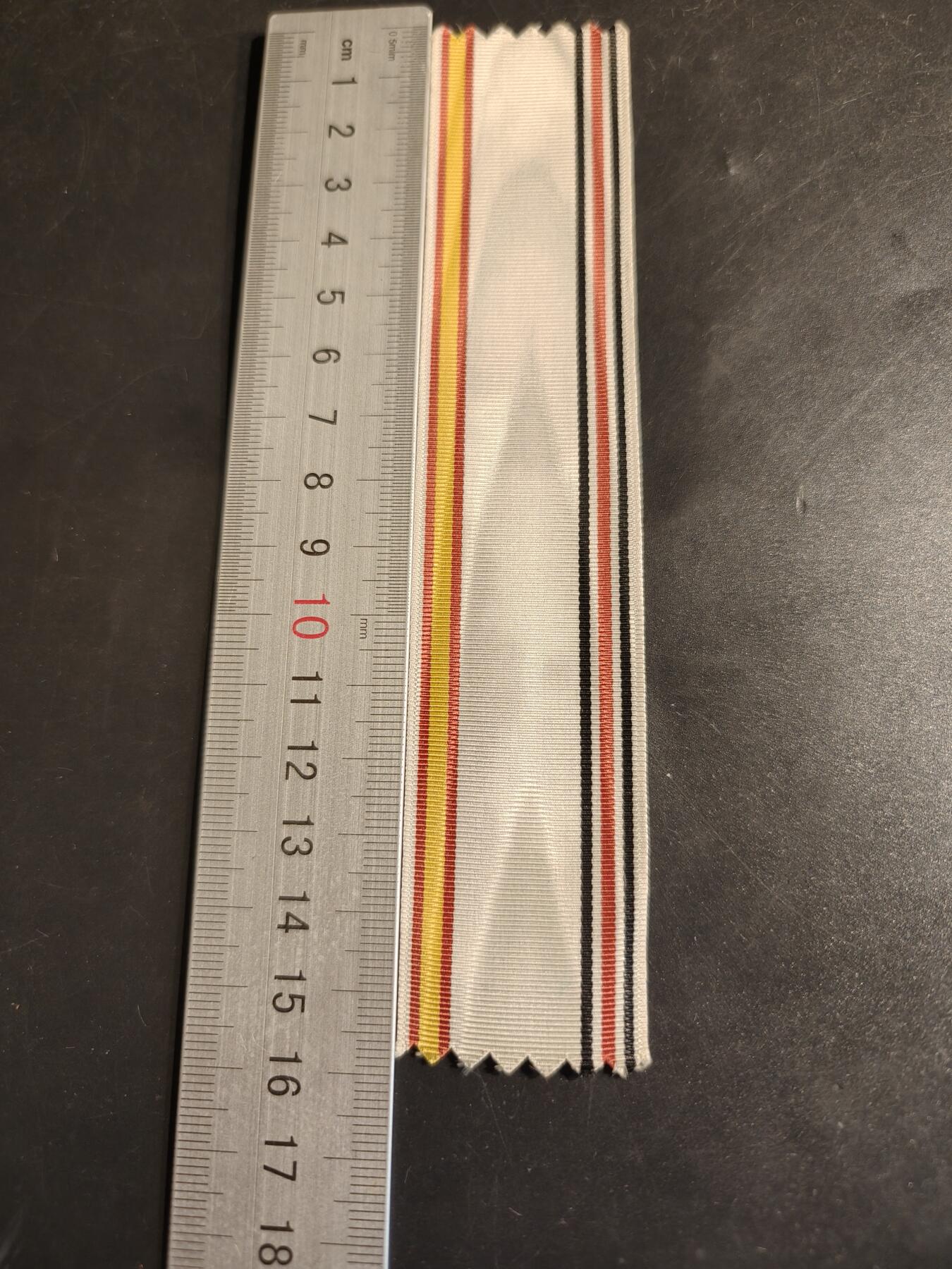 老王徽章第163期 13-15日三场连拍 16日统一发货  13、14日结束后可寄存 德三绶带     16cm  