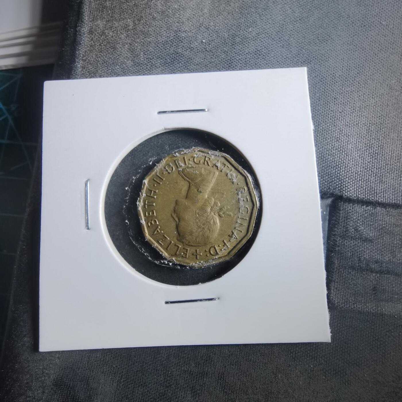 沼泽如烟--第906场 英国1963年3便士