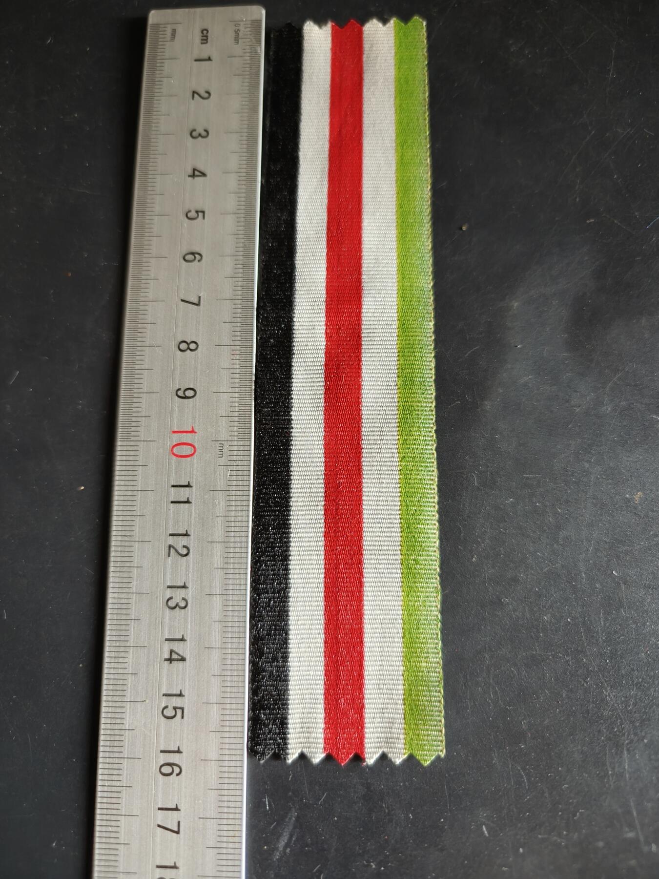 老王徽章第163期 13-15日三场连拍 16日统一发货  13、14日结束后可寄存  德三北非战役奖章绶带    15.5cm