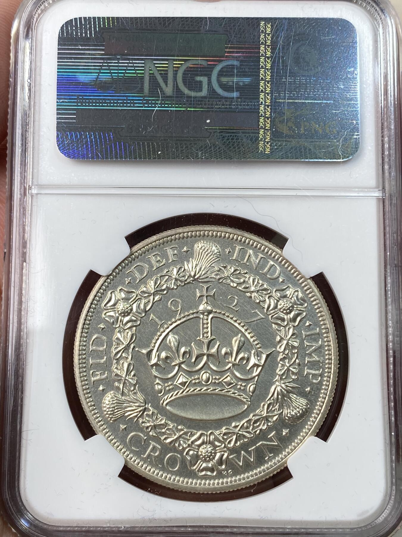 万国钱币拍卖第055期 NGC PF63 1927年英国乔治五世花冠精制克朗 发行量15000枚 镜面底板（轻微鼓盒）