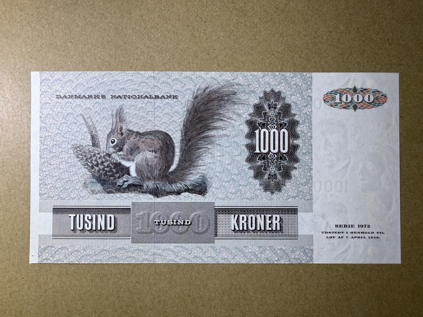 《艾美收藏》第220期-11.16周日外币畅拍场 丹麦1000克朗 UNC 1992年 大松鼠
