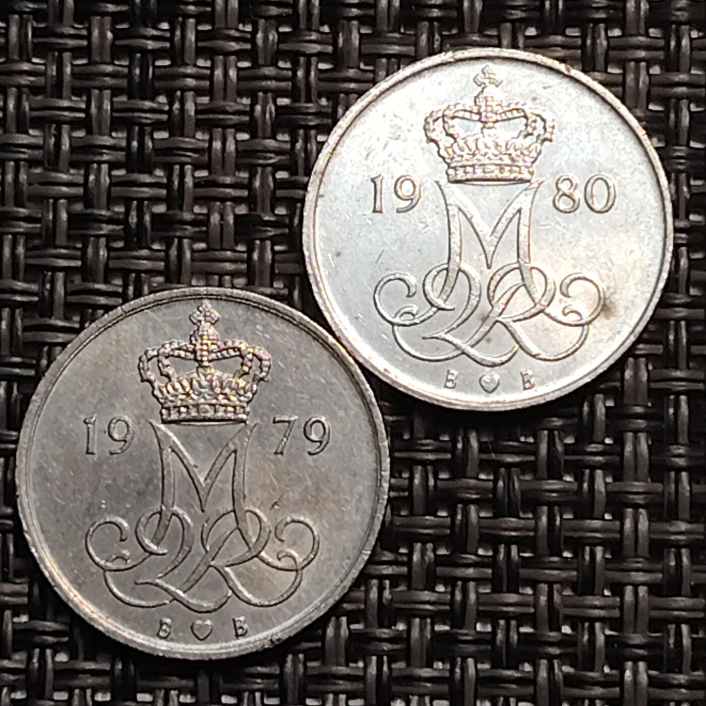 布加迪🐬～世界钱币(上海)🌾第 259 期 /  各国套币和散币 丹麦🇩🇰 1979/1980年 10奥尔 2枚