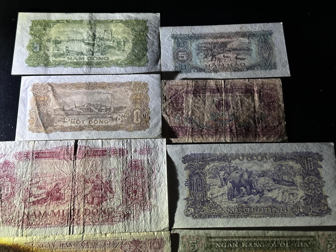 《外钞收藏家》第五百八十五期（精品场）（本平台长期征集拍品、欢迎藏友们联系合作）