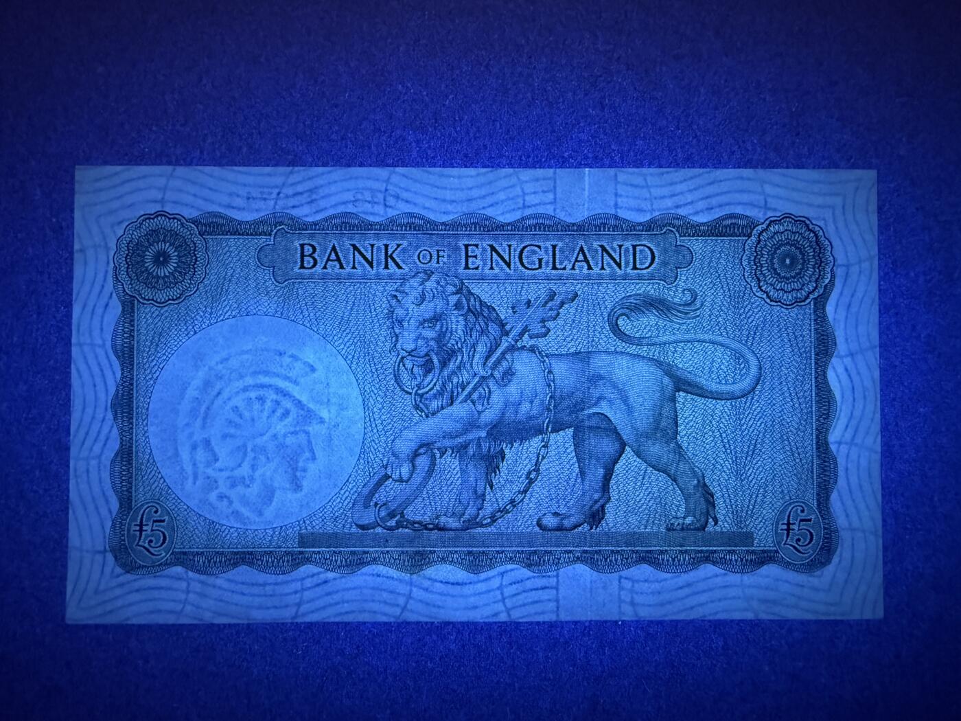 《艾美收藏》第220期-11.16周日外币畅拍场 英国5镑 UNC B序列 圣乔治屠龙