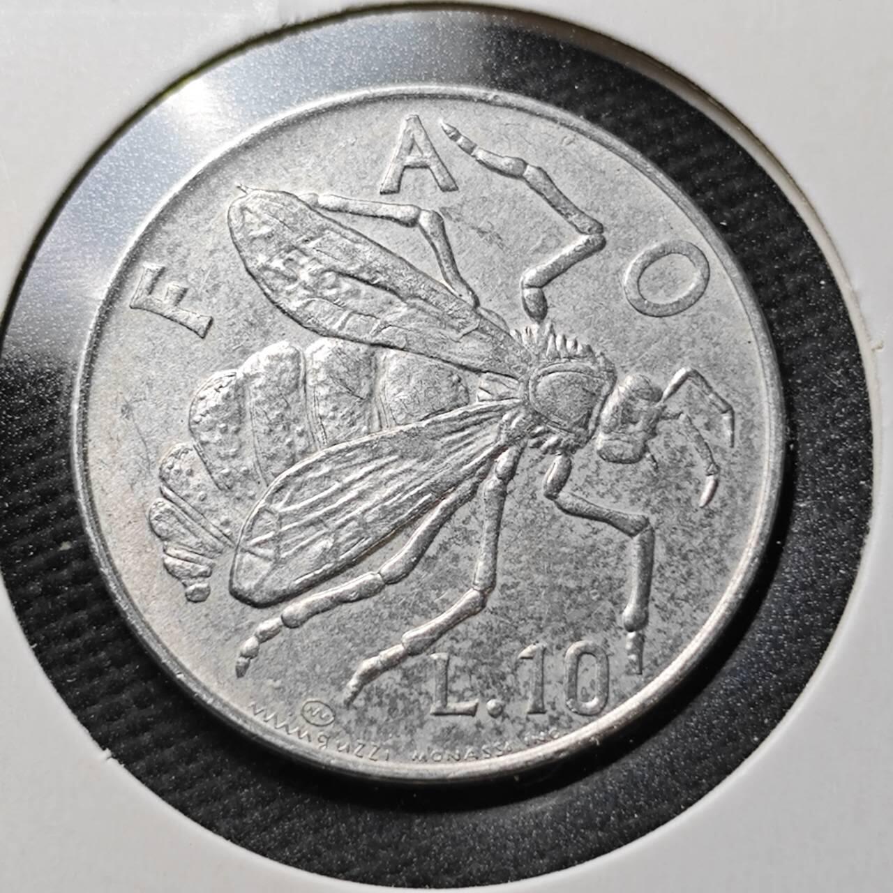 KK钱币收藏小铺  第371场  2月预留时间 周末发货  圣马力诺10里拉