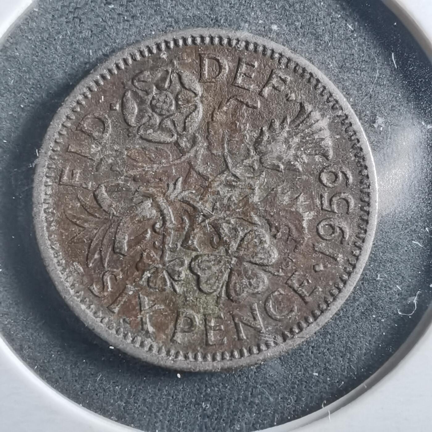 沼泽如烟--第906场 英国1959年6便士