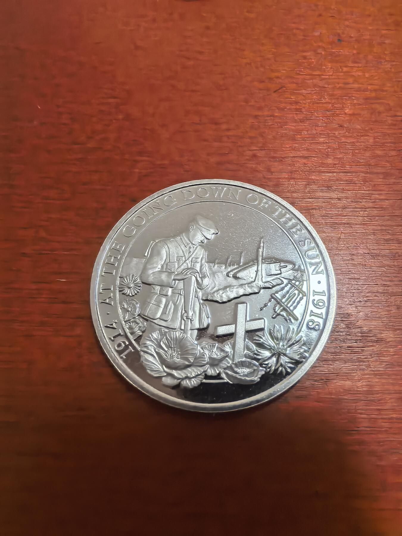 长老汇蛇年精选第七十三场拍卖 2018直布罗陀纪念一战结束百年半克朗精制铜镍币