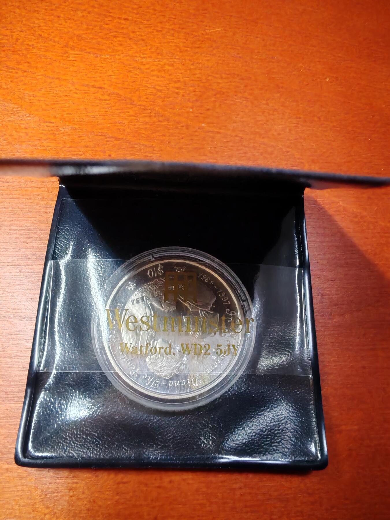 长老汇蛇年精选第七十三场拍卖 获奖币！1997塞拉利昂戴安娜王妃与特雷西修女10元精制银币，28.28克925银，小钱包，极少！