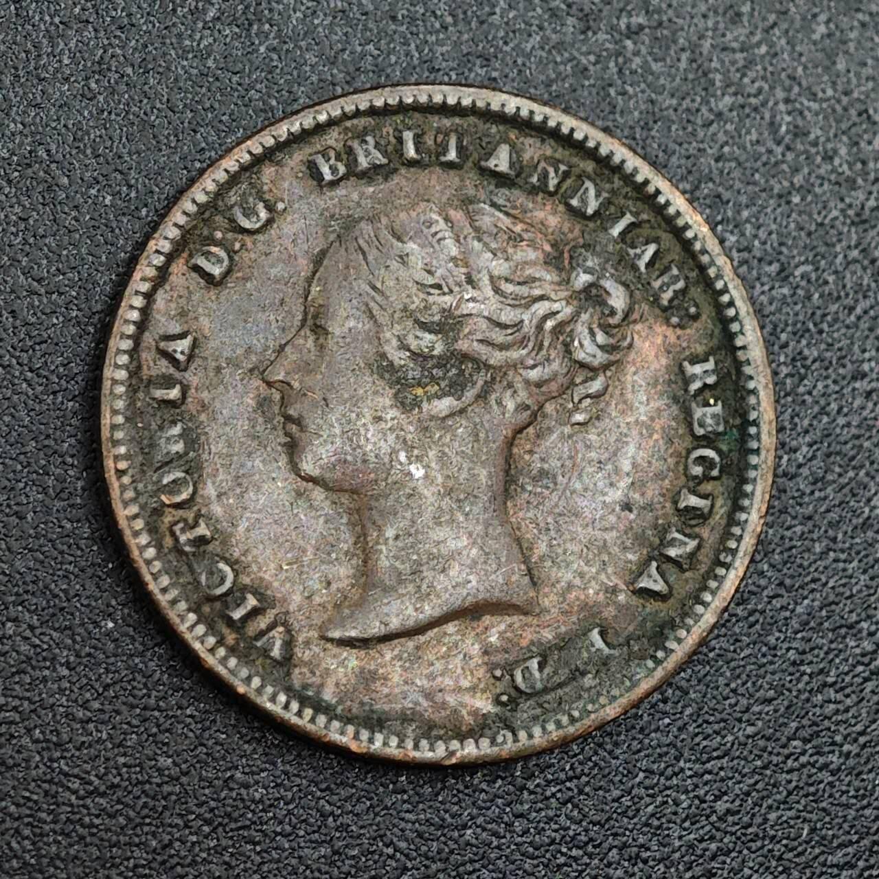 【淘币小摊】限时拍第七百九十七拍  老铜币场  满百包邮可预留两周  周一统一发货  英国1844年维多利亚1/2法新铜币