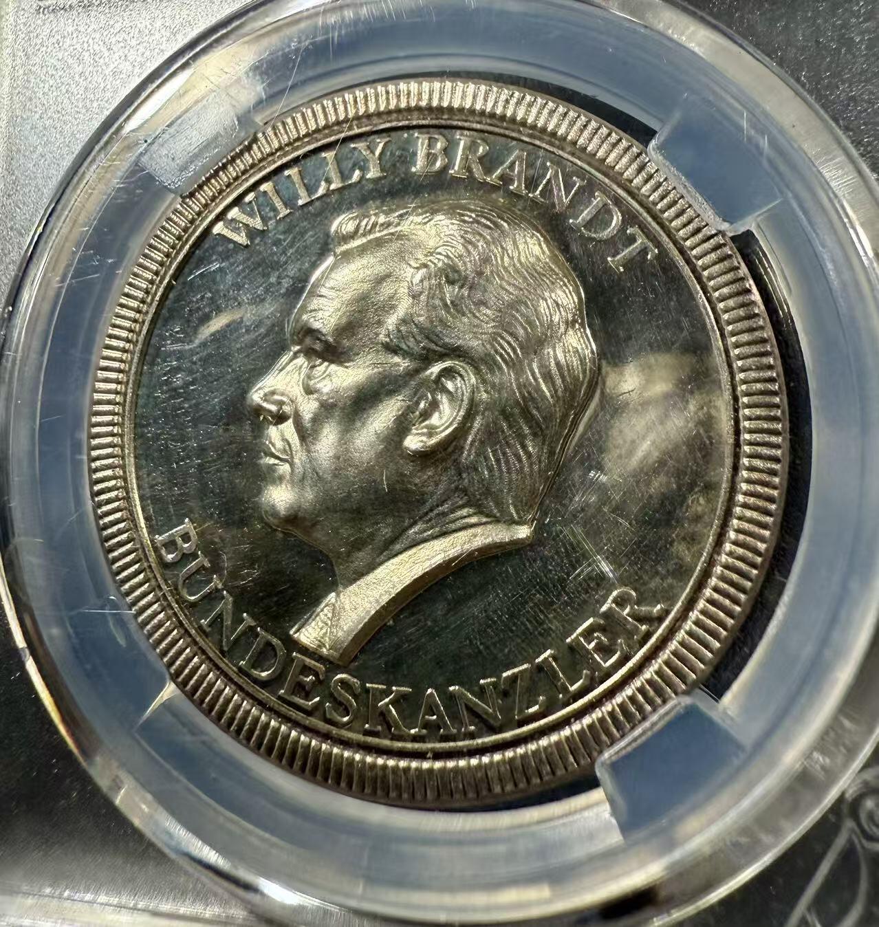 七河·世界币章小拍（总第27期） D第四任西德总理维利.勃兰特高浮雕精制纯银纪念章