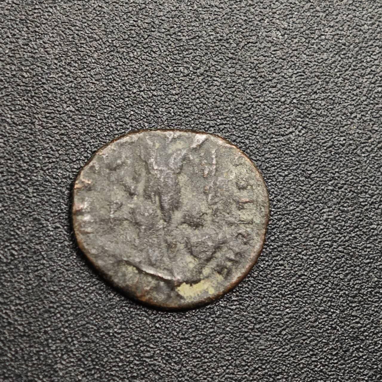 【淘币小摊】限时拍第七百九十七拍  老铜币场  满百包邮可预留两周  周一统一发货  古罗马铜币