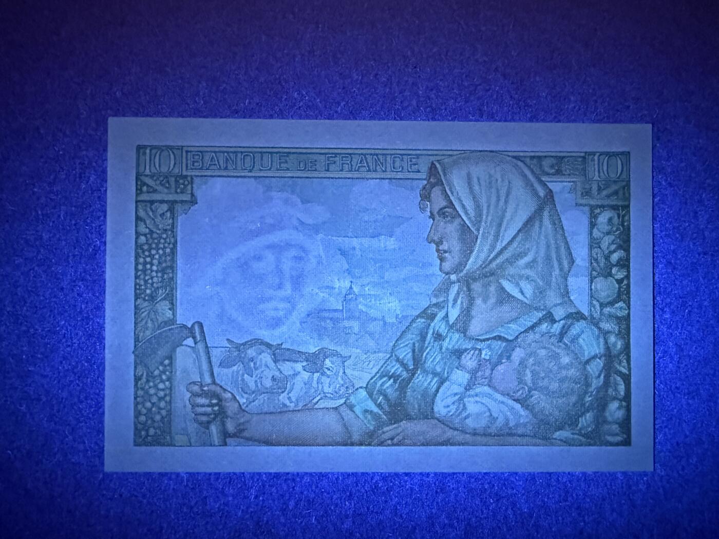 《艾美收藏》第220期-11.16周日外币畅拍场 法国10法郎 UNC 1942年版