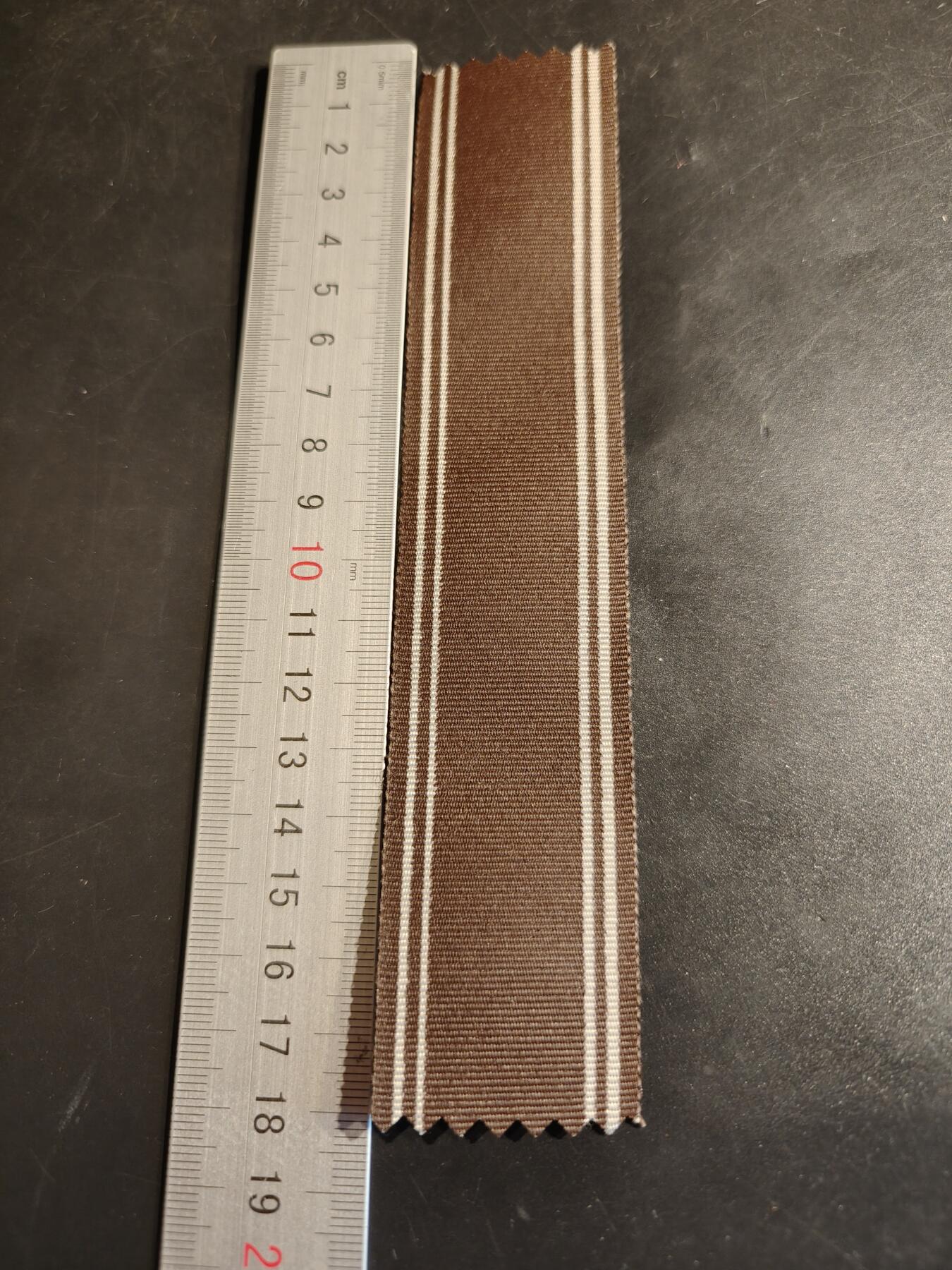 老王徽章第163期 13-15日三场连拍 16日统一发货  13、14日结束后可寄存 德三绶带     18cm 