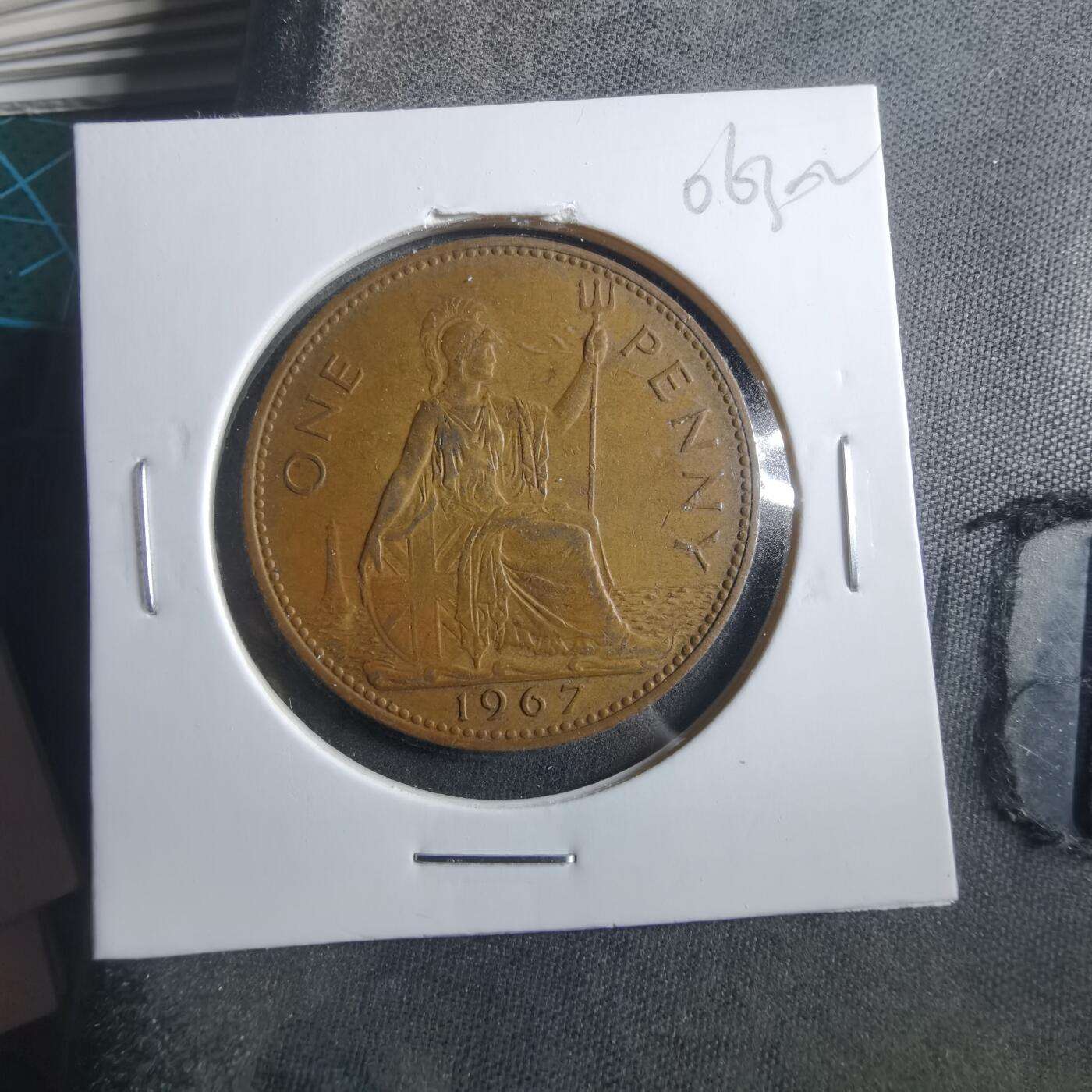 沼泽如烟--第906场 英国1967年1便士