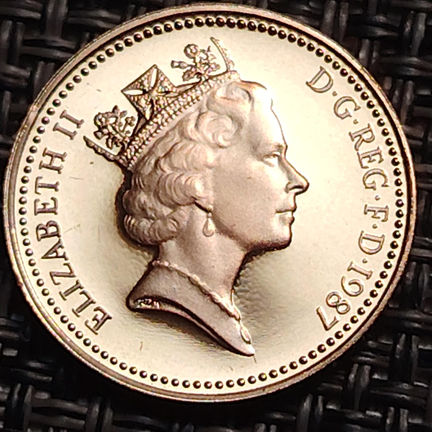 布加迪🐬～世界钱币(上海)🌾第 259 期 /  各国套币和散币 英国🇬🇧 1987年 1便士精致币