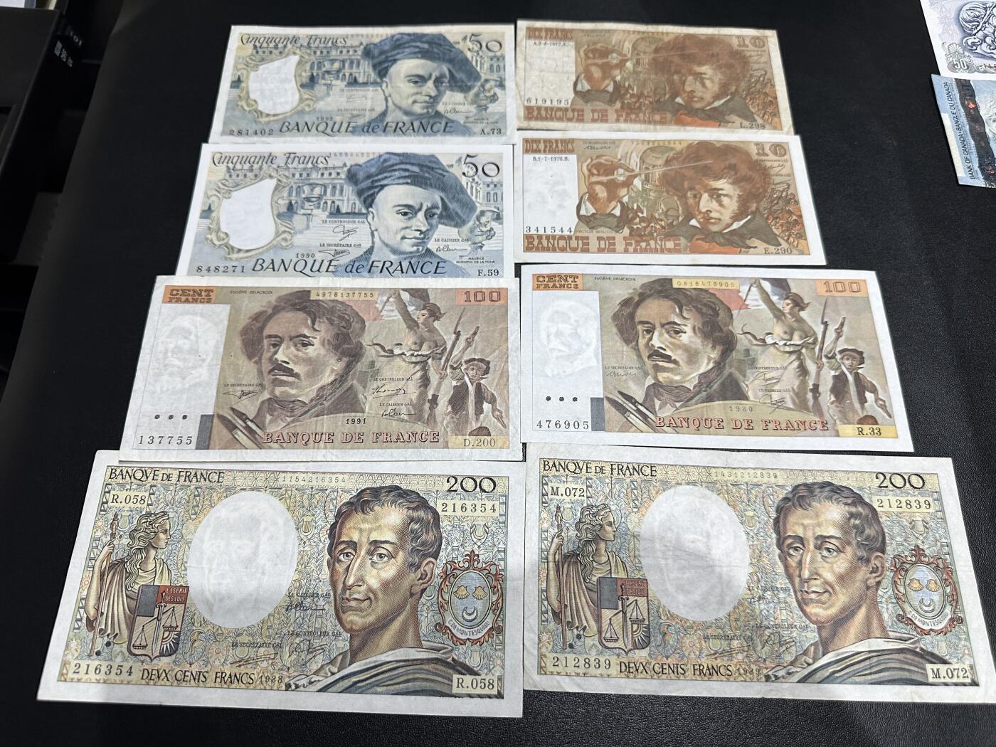 《外钞收藏家》第五百八十五期（精品场）（本平台长期征集拍品、欢迎藏友们联系合作）