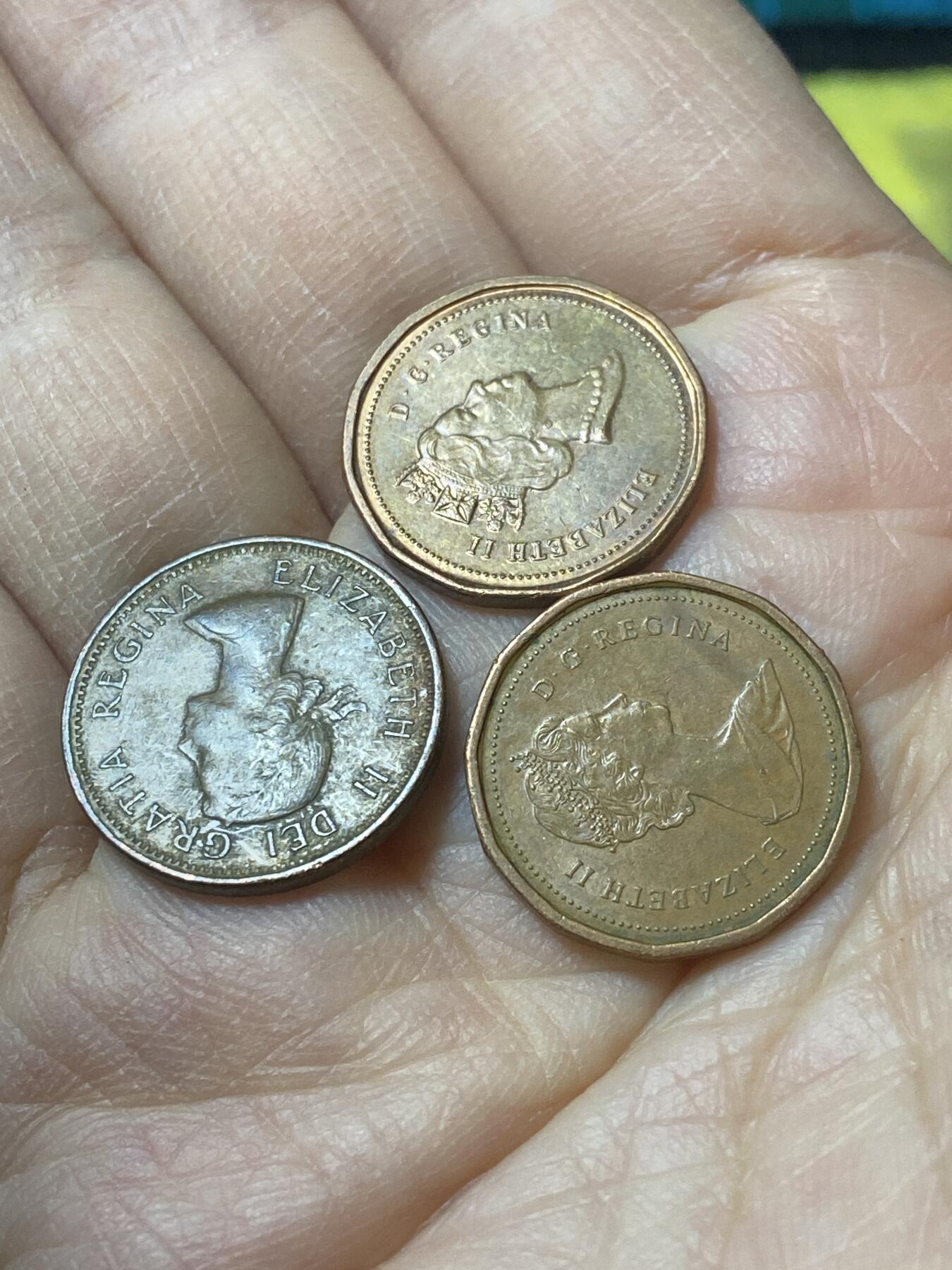 2025年第一百二十九场(总第一百五十五场）外国邮票、散币场(免佣金) 加拿大🇨🇦1分3枚：1962年(伊丽莎白二世青年桂冠)，1987年(伊丽莎白二世中年花冠第四版)，1992年(联邦125周年纪念币)