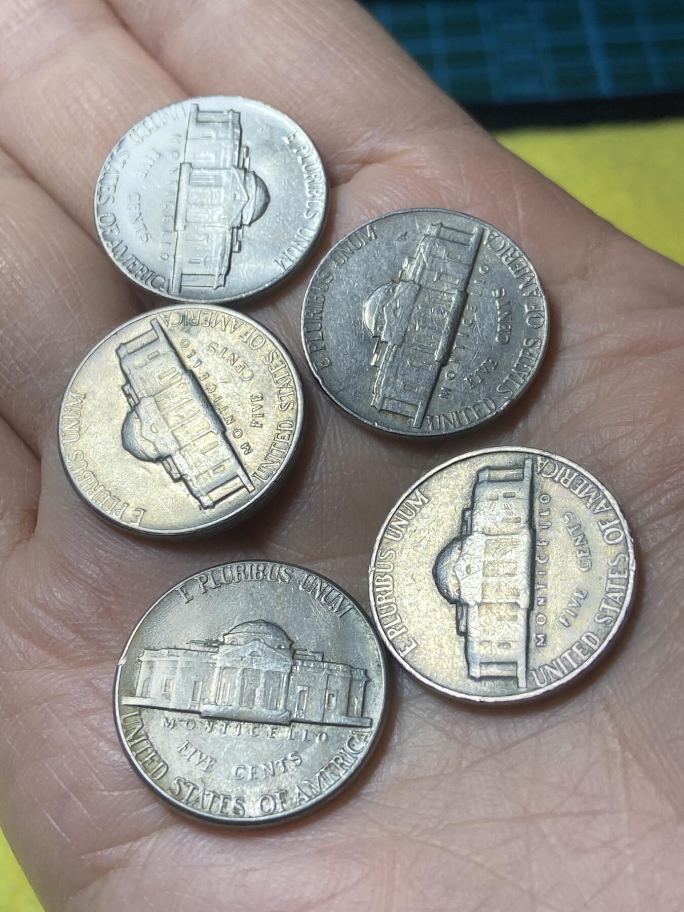 2025年第一百二十九场(总第一百五十五场）外国邮票、散币场(免佣金) 美国🇺🇸5分5枚：1964年65年72年75年(杰斐逊5分第三版)