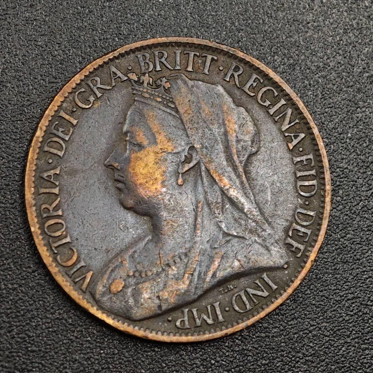 【淘币小摊】限时拍第七百九十七拍  老铜币场  满百包邮可预留两周  周一统一发货  英国1900年维多利亚法新铜币