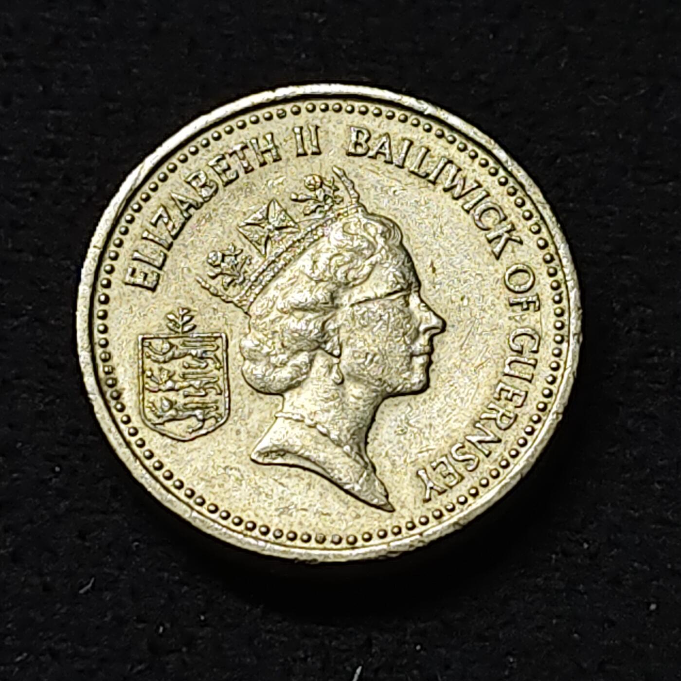 【全场包邮】纯粹捡漏拍478场（免费代拍第15场） 根西1985年货币符号1镑