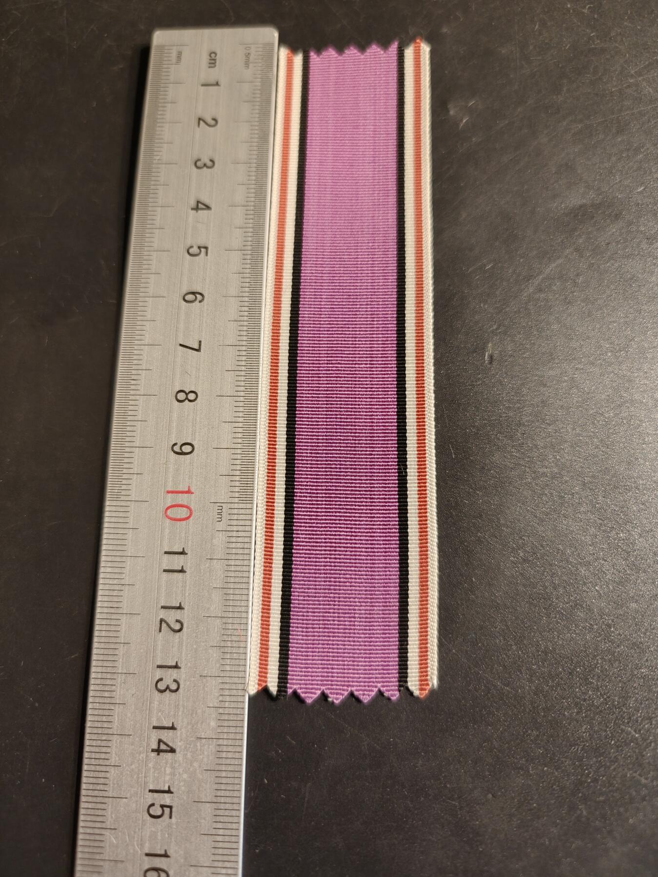 老王徽章第163期 13-15日三场连拍 16日统一发货  13、14日结束后可寄存  德三绶带 13cm