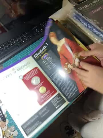 2025年第一百二十九场(总第一百五十五场）外国邮票、散币场(免佣金) （英国统治者硬币收藏系列）的第1期藏品杂志，伊丽莎白一世主题