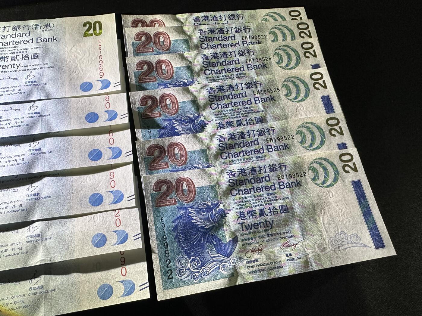 《外钞收藏家》第五百八十五期（精品场）（本平台长期征集拍品、欢迎藏友们联系合作）