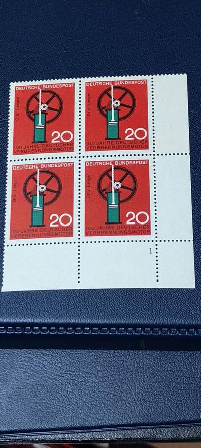 德国邮票专场，都是四方联 - 德国邮票四方联，1964年发行，西德苯分子原子核裂变四冲程内燃机3全之一，品相如图