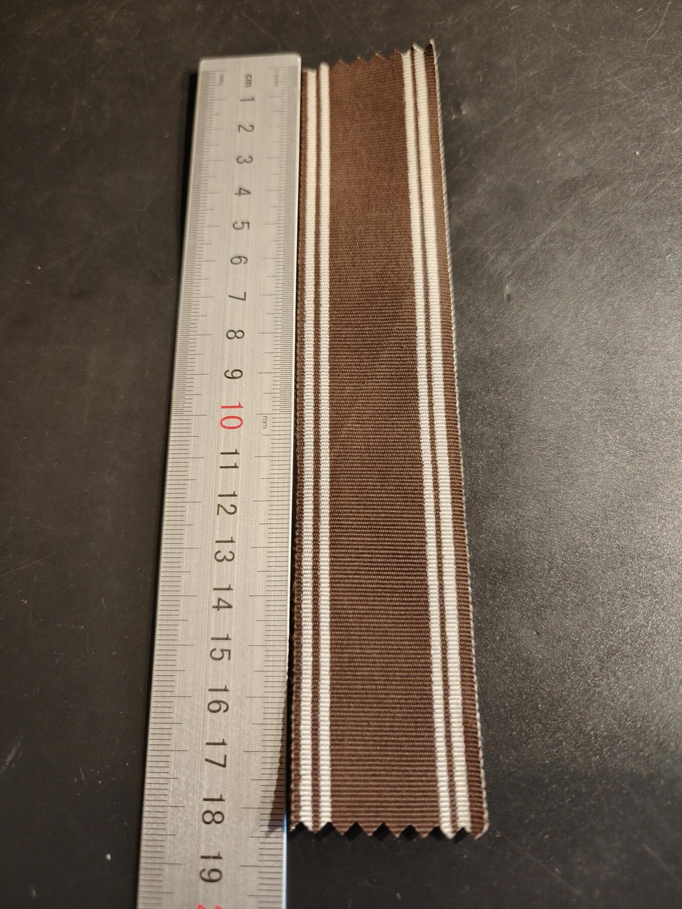 老王徽章第163期 13-15日三场连拍 16日统一发货  13、14日结束后可寄存 德三绶带     18cm  