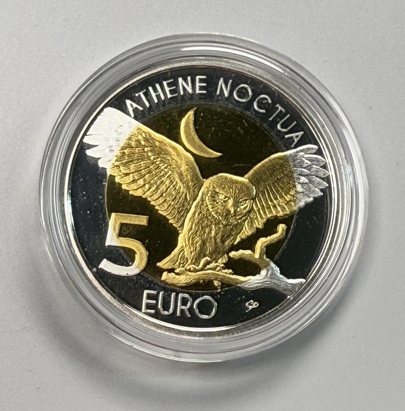 S&S Numismatic世界钱币-拍卖 第115期  卢森堡2024年 卢森堡动植物系列 – 纵纹腹小鸮 5欧元925银+北欧金双色精制纪念币 官方卡币  发行量2000枚